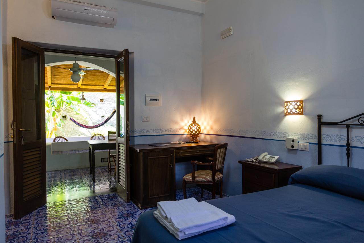 Hotel Arcangelo - Salina 산타마리나살리나 외부 사진