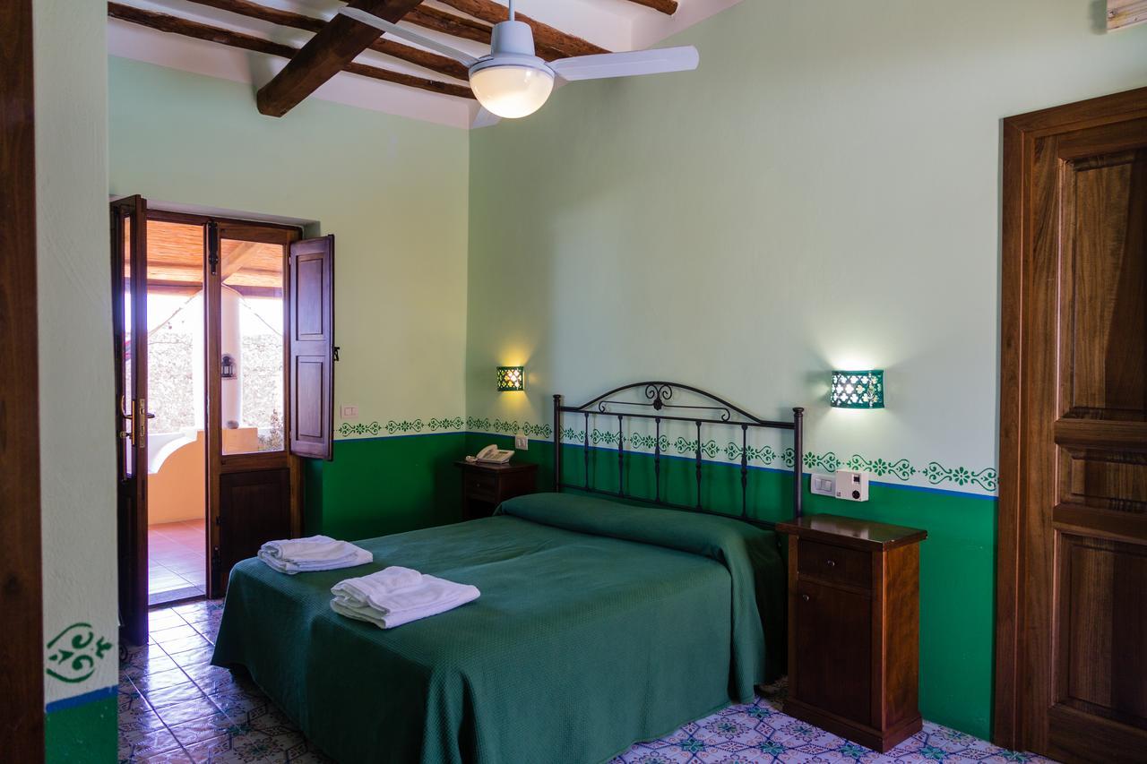 Hotel Arcangelo - Salina 산타마리나살리나 외부 사진