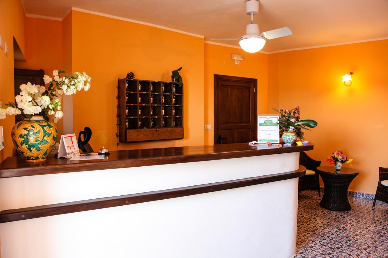 Hotel Arcangelo - Salina 산타마리나살리나 외부 사진