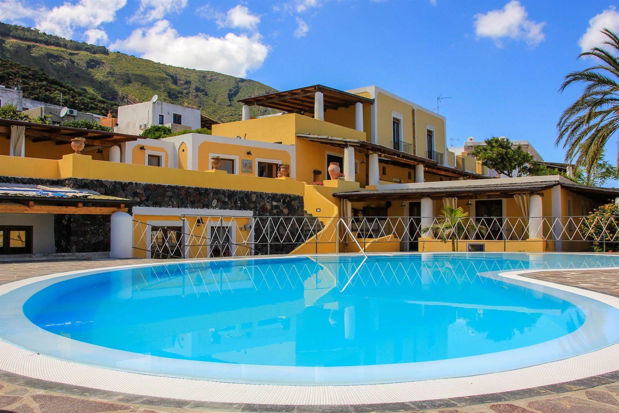 Hotel Arcangelo - Salina 산타마리나살리나 외부 사진
